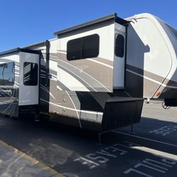 Van Leigh Beacon 5th Wheel