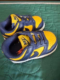 Nike Toddler Sneakers Navy and Yellow