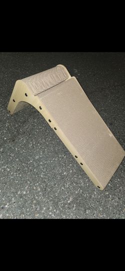 Wooden Frame Cardboard Cat Scratcher Ramp