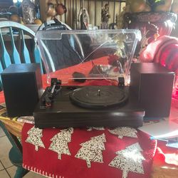 Vinyl Record Player (also Bluetooth)