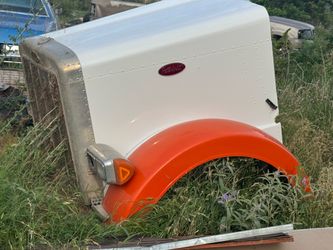 379 Peterbilt hood