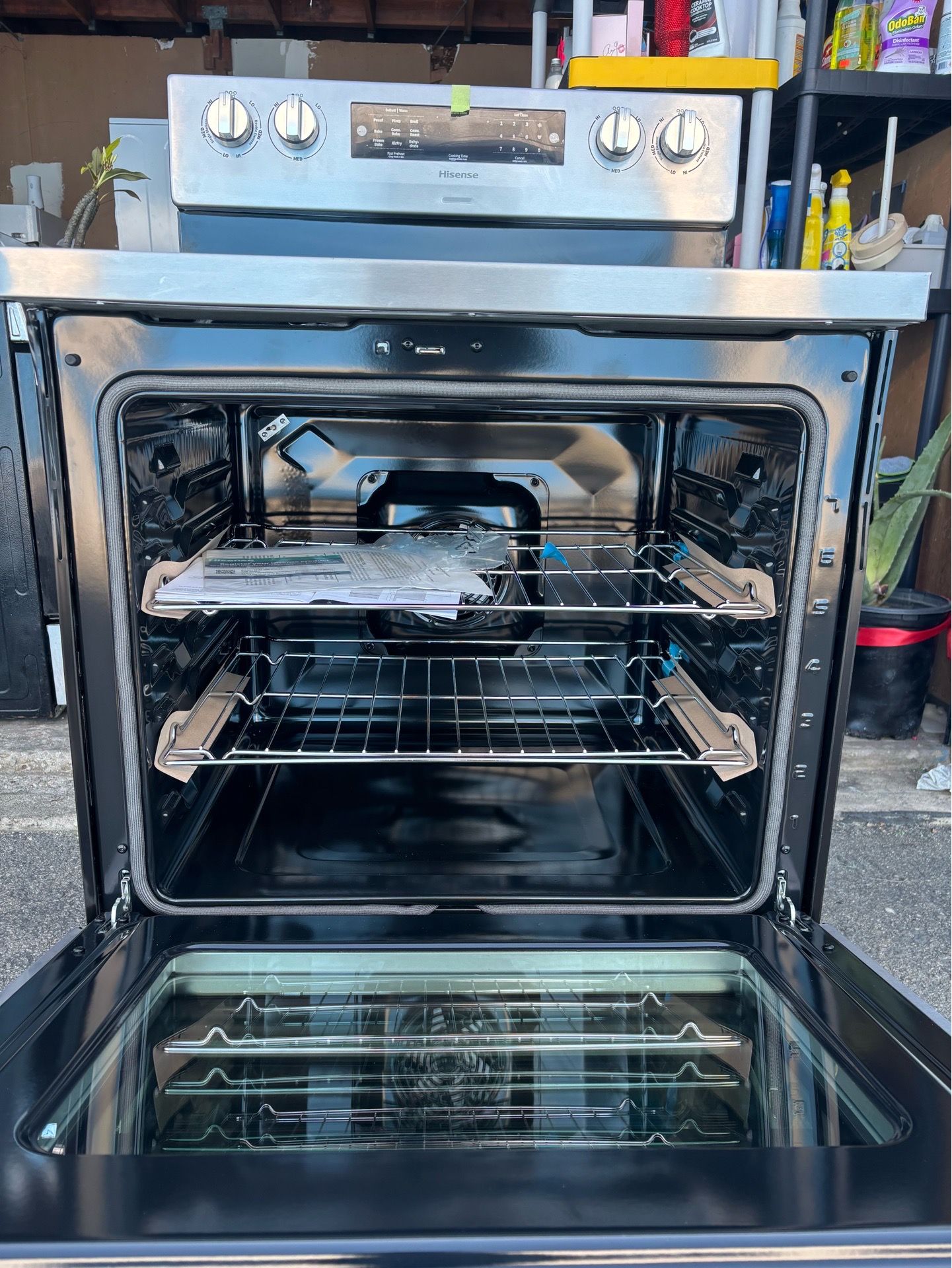 NEW Hisense 30” Stainless Steel Electric Range | Glass Top | Modern Design | Warranty