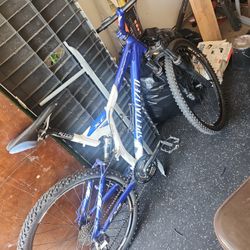 Specialized Full Suspension Montan Bike