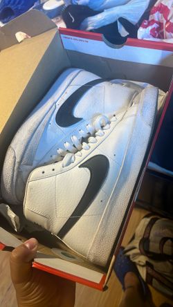 Nike blazer mid