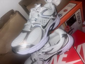 Nike White Silver Running Sneakers