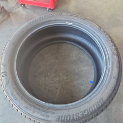 275/40/20 Bridgestone tire 275 40 20