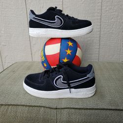 AIR FORCE 1  LV8 