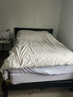 Queen bed