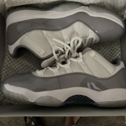 Air Jordan. 11 Lows Size 11