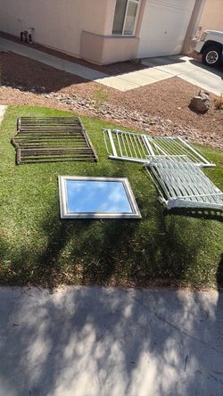 Free baby gate & silver mirror