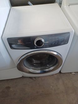 Electrolux front load washer 