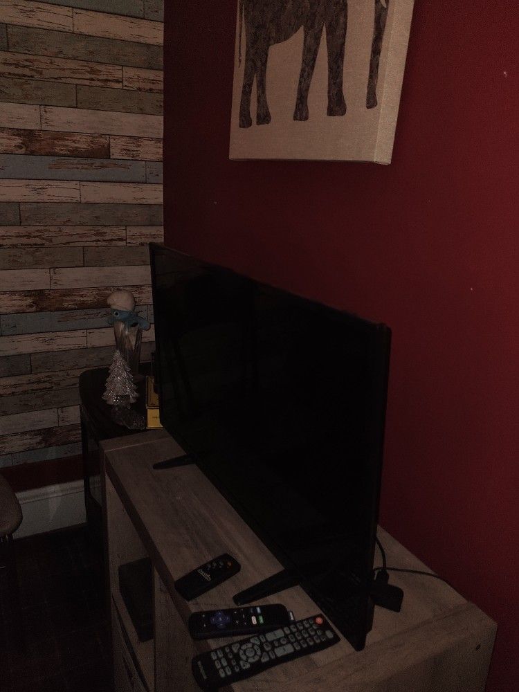 Flat Screen Tv With Roku Stick