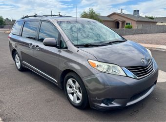 2014 Toyota Sienna