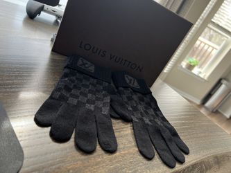 Wool gloves Louis Vuitton Black size 27 cm in Wool - 37126460