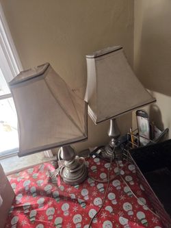 2 Lamps