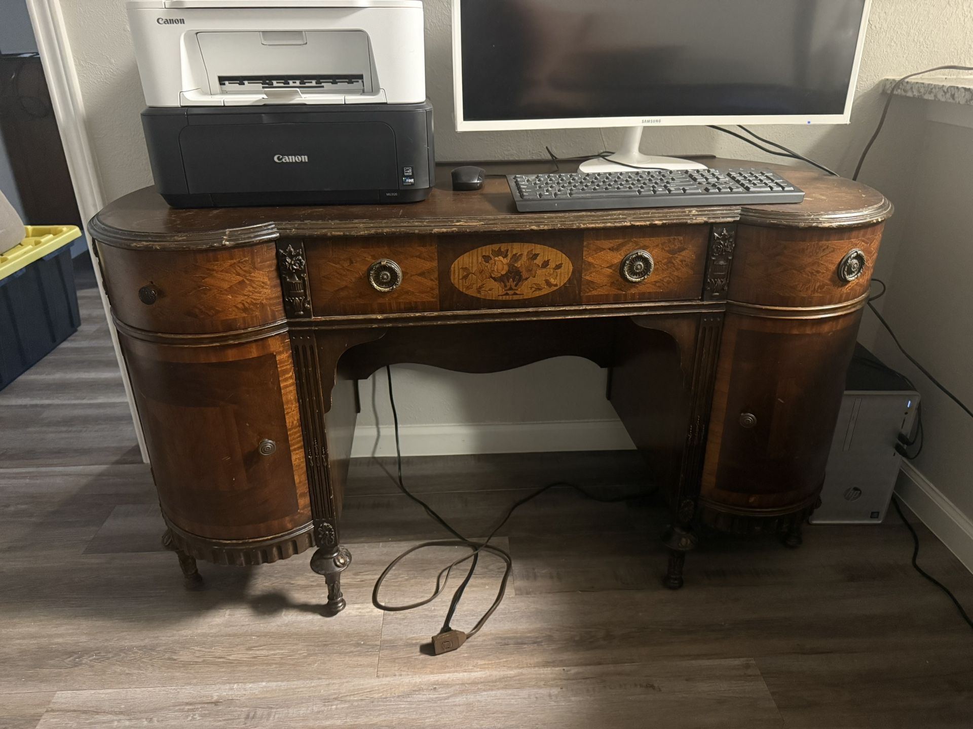 1 Desk, And 2 Dresses