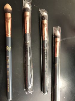 Luxie 140 brush new(4 ) available