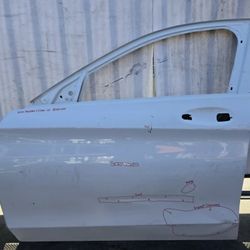 2015 16 17 18 19 2020 MERCEDES C-CLASS LEFT SIDE FRONT DOOR OEM USED