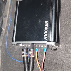 Kicker CXA800.1 Mono Amplifier 