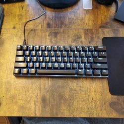 Vortex Pok3r Mechanical Keyboard - Cherry mx blue