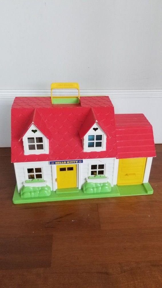 Hello Kitty Dollhouse $30