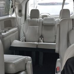 2013 Chrysler Town & Country