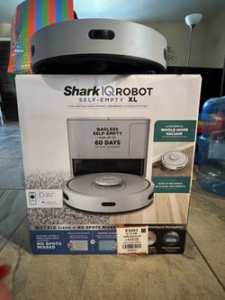 Shark IQ robot XL vacuum with self empty