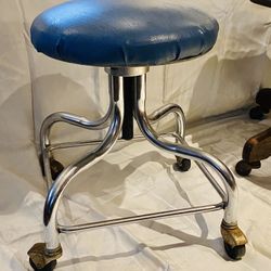 Medical stool