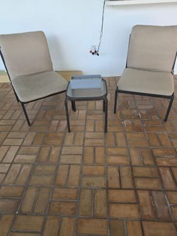 Metal Patio chairs with mini table