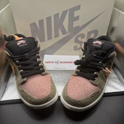 🔥Size 10.5 - Nike Arts-Rec x Dunk SB Low For Recreational Use🔥