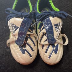 11 1/2 Adidas Soccer Shoes