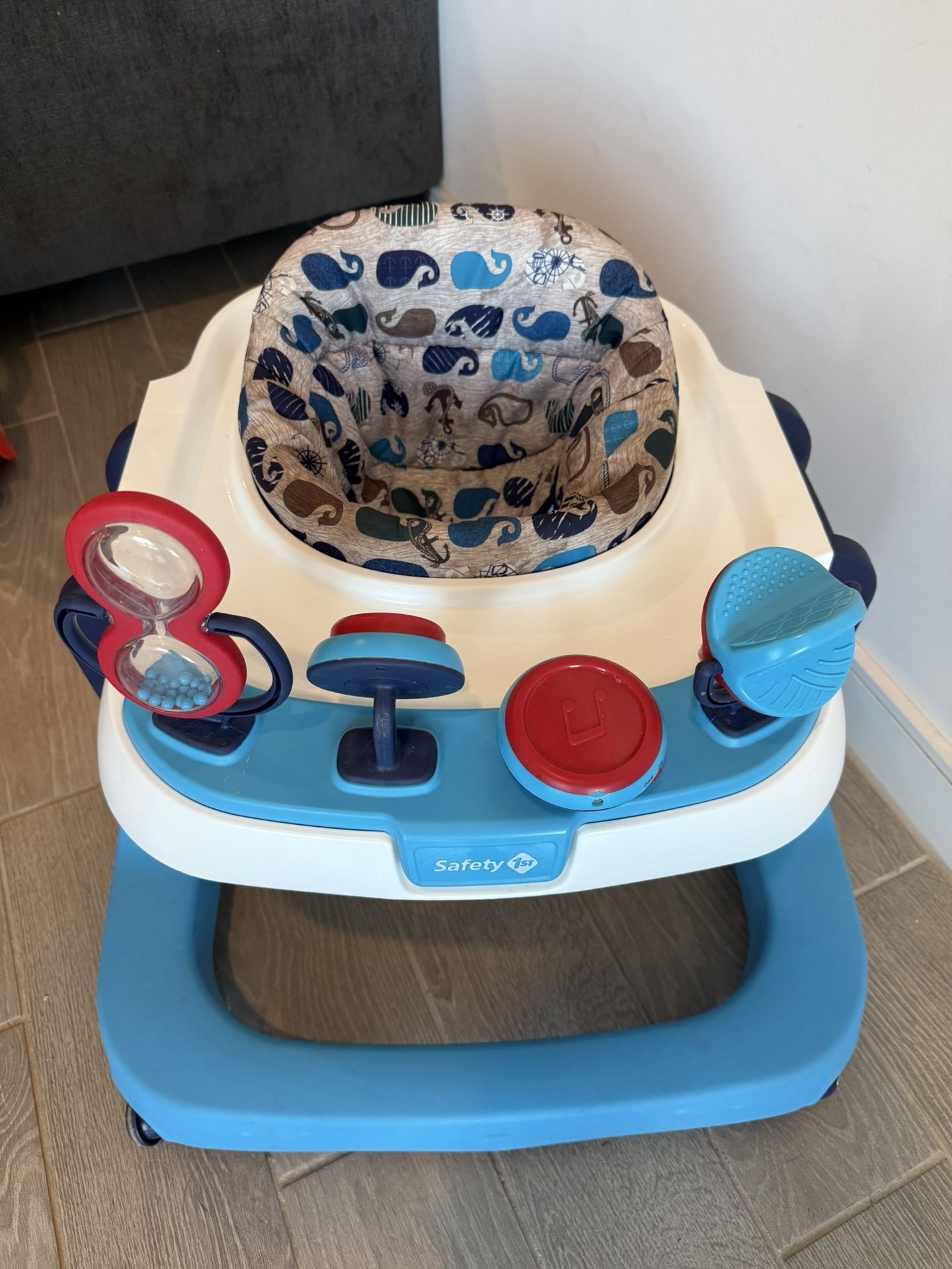 Safety 1st Baby Walker