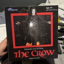 The Crow Statue 