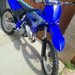 yz125