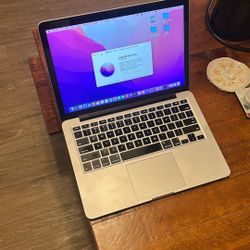 Macbook Pro (Retina, 13-inch)