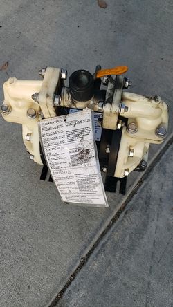 Metallic ball valve pump