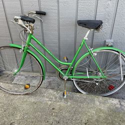 1970's Vintage Schwinn Bicycle for Sale in Bellevue, WA - OfferUp