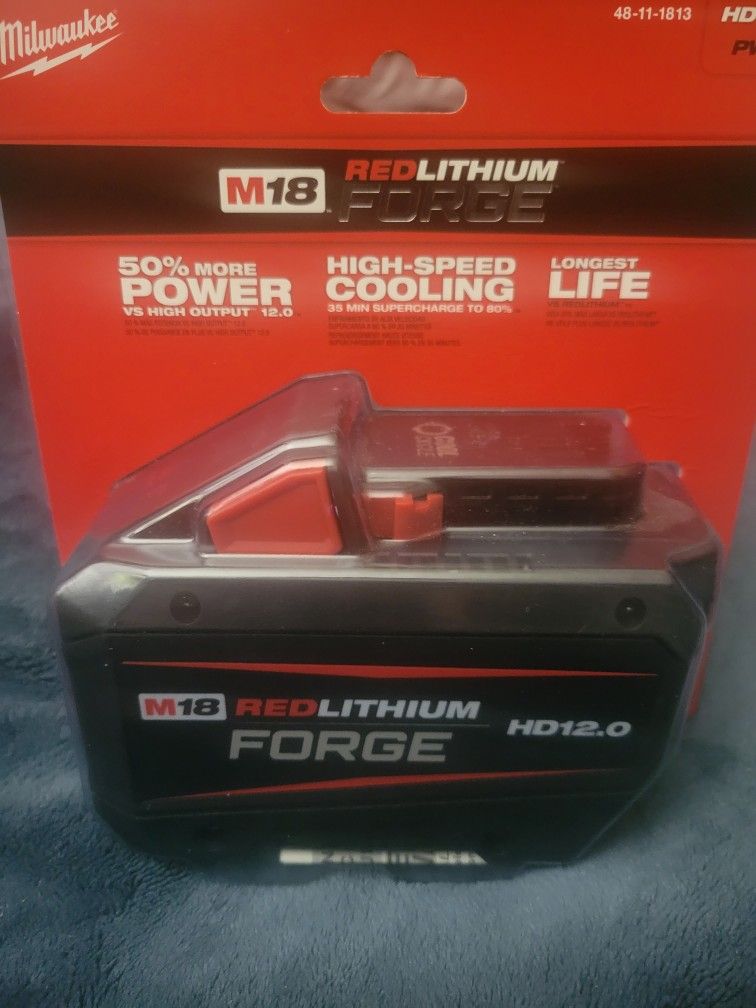 Milwaukee  FORGE Red Lithium HD 12.0 Battery 