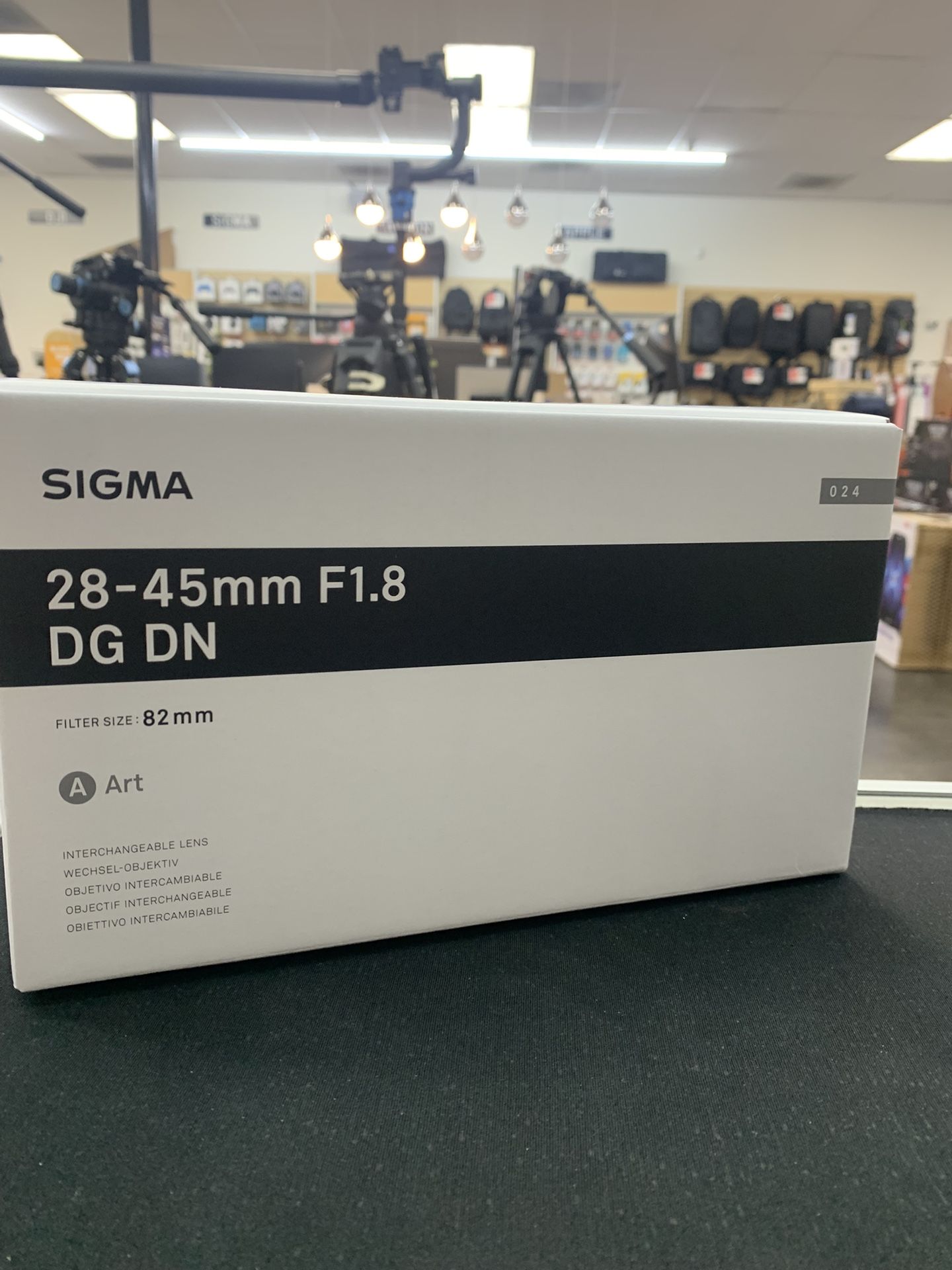 Sigma 28-45 F/1.8 L Mount