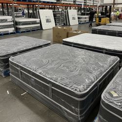 Sealy Brand Queen Size Mattress Pillow Top New 