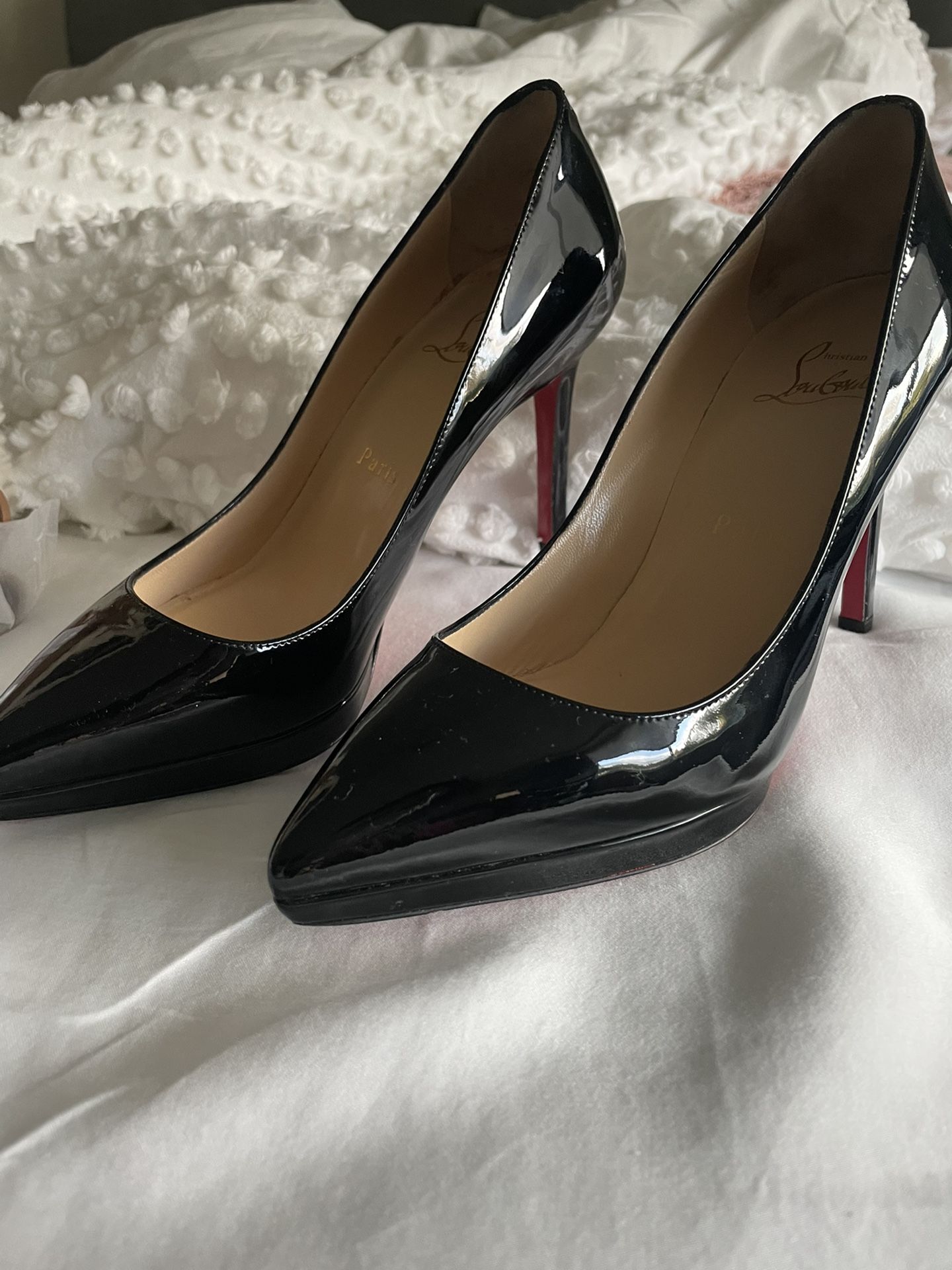 Christian Louboutin Pigalle Shoes Size 35.5 ( Brandnew) for Sale in Kent, WA -