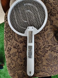 WD-980 Electric Bug Zapper Racket
