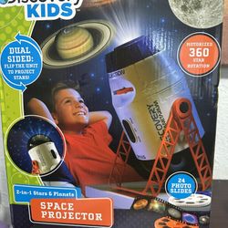 New Discovery 2-in-1 Reversible Planetarium Space Projector, 24 Images, 360-Degree Rotation, Moving Stars and Stationary Modes, Displays Planet