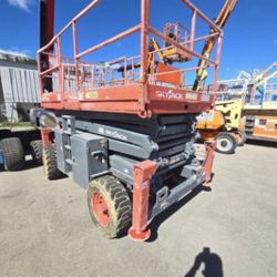 Rough Terrain Scissor Lift 41’ Reach 