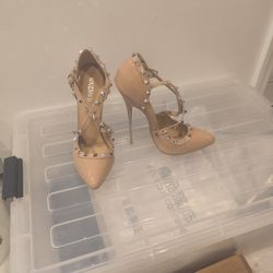 Beige Patent Shoes For Women 