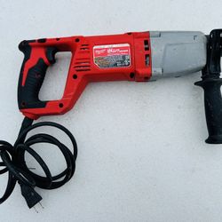 Milwaukee 5262-21 8 Amp Corded 1 in. SDS D-Handle Rotary Hammer (TOOL ONLY)