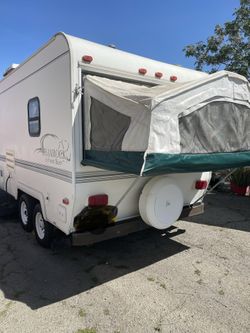 2000 Forest River Shamrock