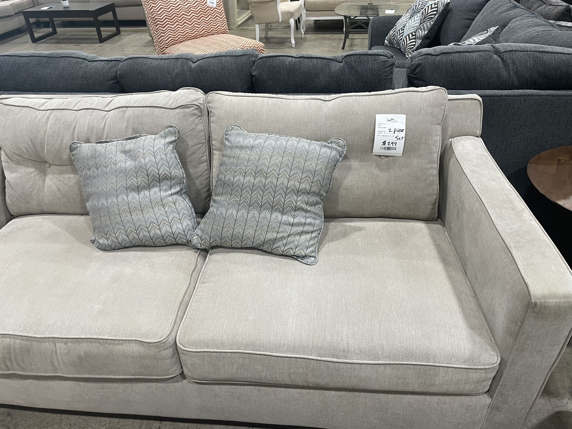 FULL APARTMENT OF FURNITURE $999 MUST GO DEC 5-10