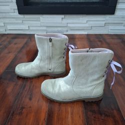 UGG Bailey Women Ankle Boots Silver Metallic Side Zipper Size 6