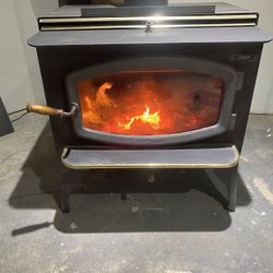 Avalon Olympic Wood Stove for Sale in Orange, CT - OfferUp